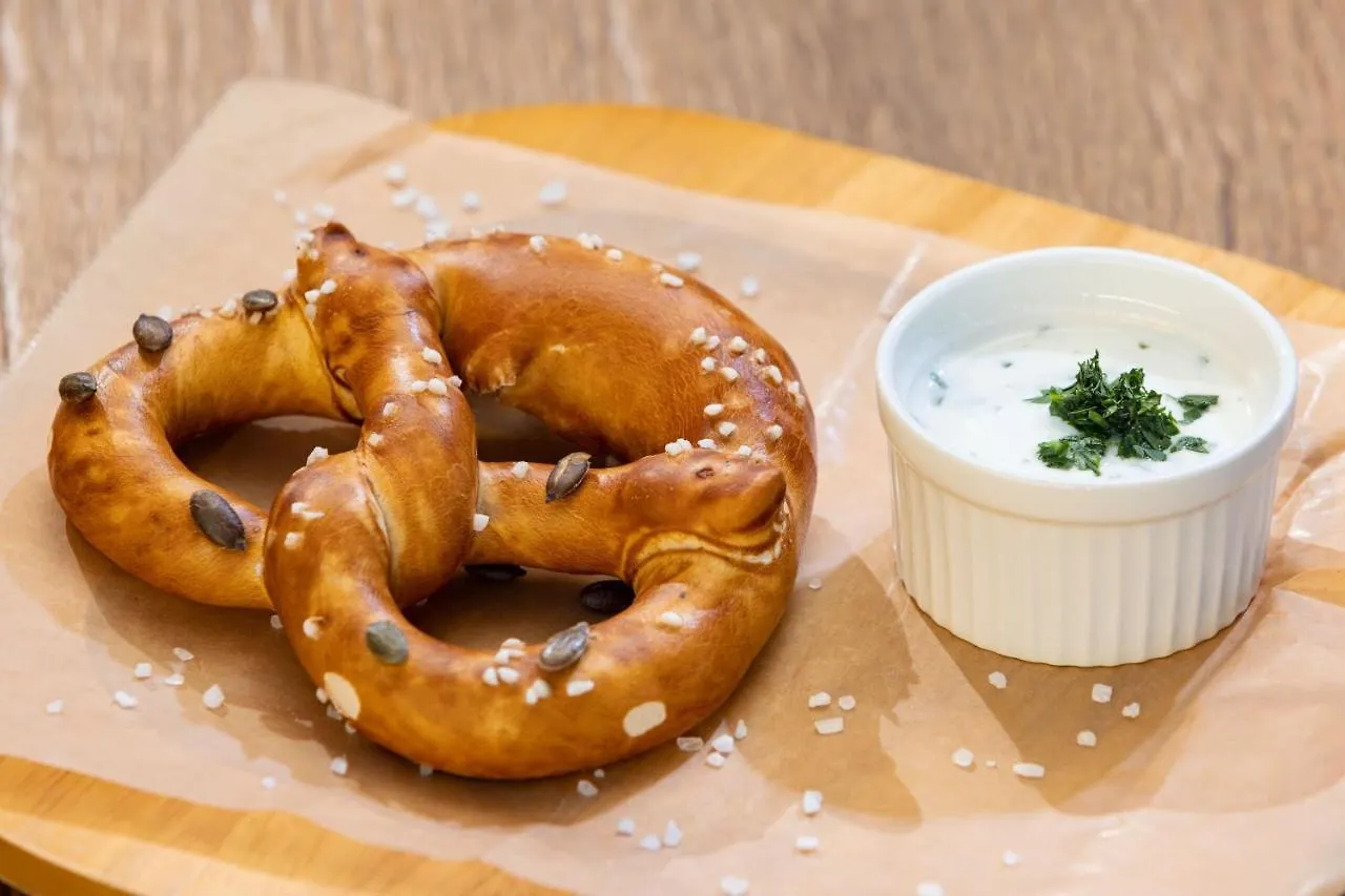 Hotel Four Points By Sheraton Munich Arabellapark