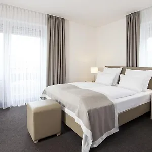 Hotel Senator, Monachium