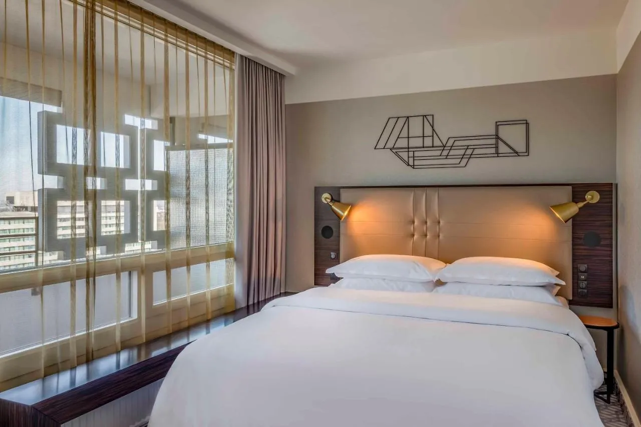 Four Points By Sheraton Munich Arabellapark 4*,