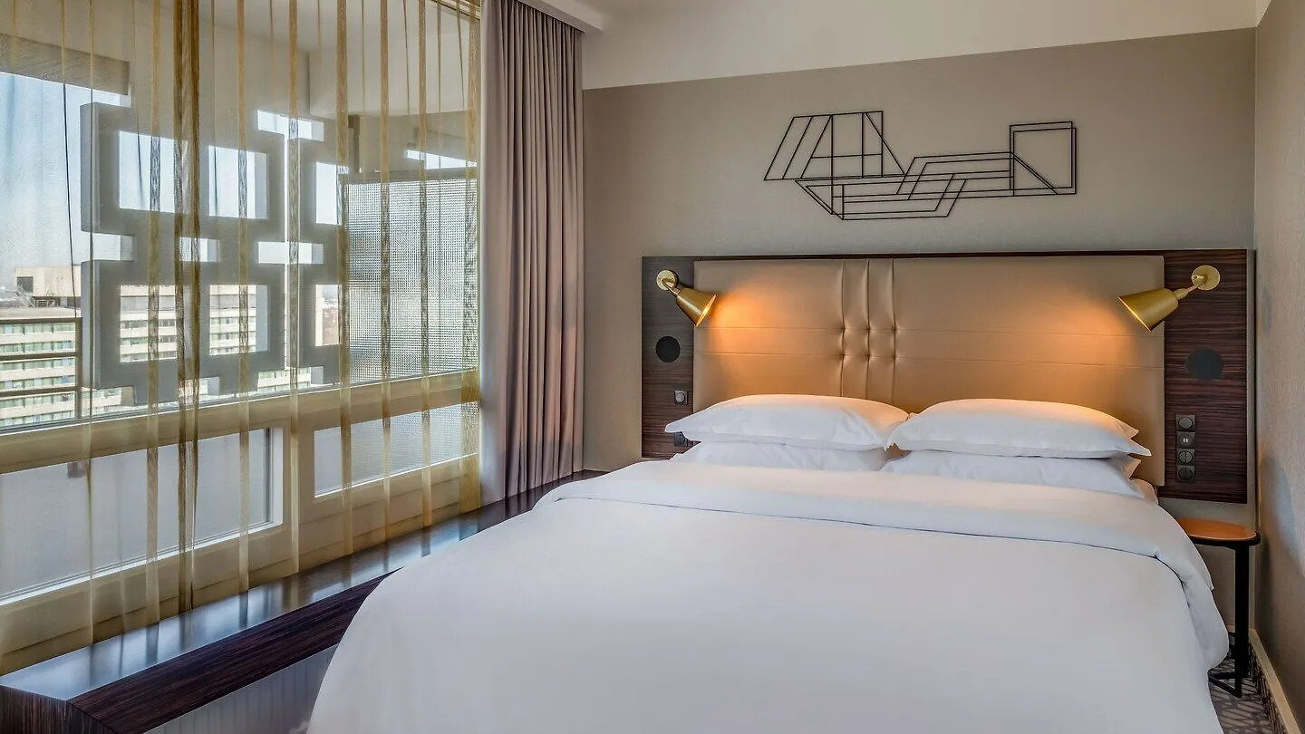 Hotel Four Points By Sheraton Munich Arabellapark