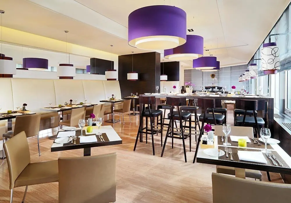 **** מלון Four Points By Sheraton Munich Arabellapark גרמניה